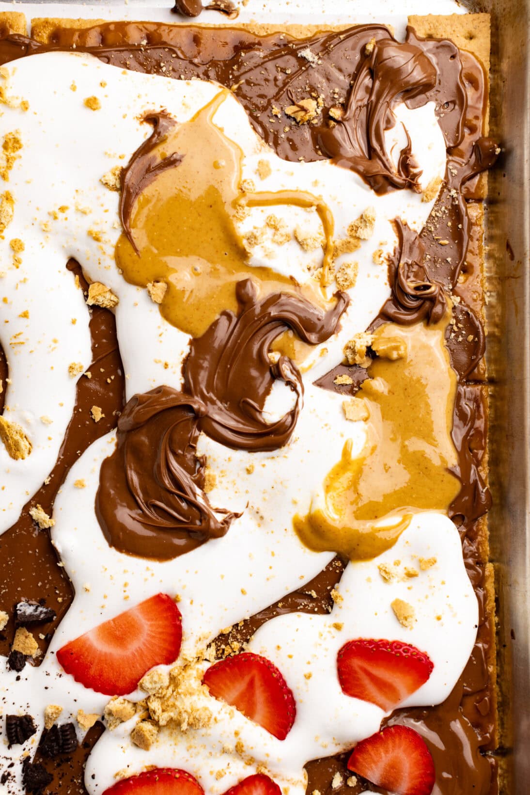 s'mores graham cracker toffee (peanut butter and nutella)