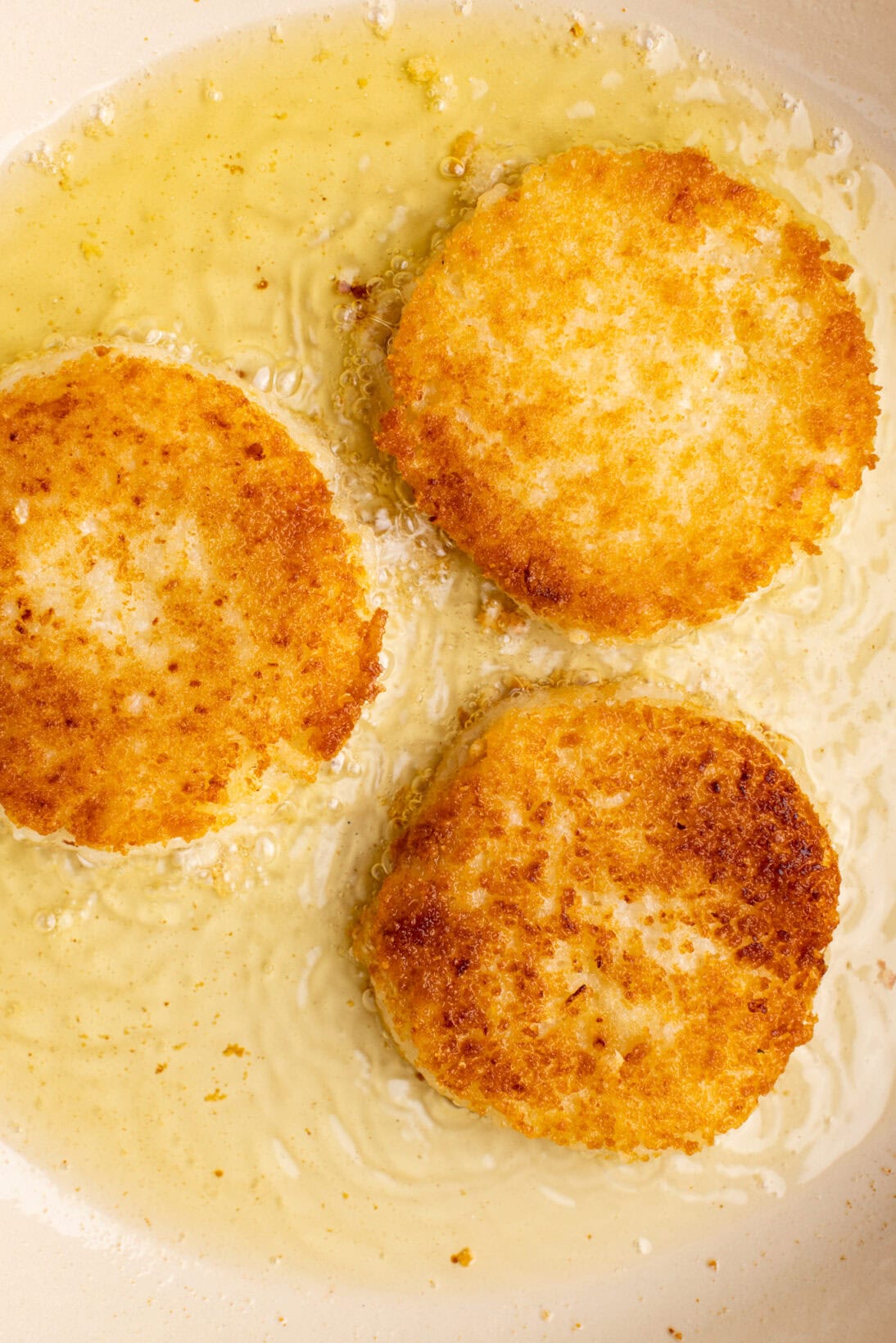 crispy frying cakes