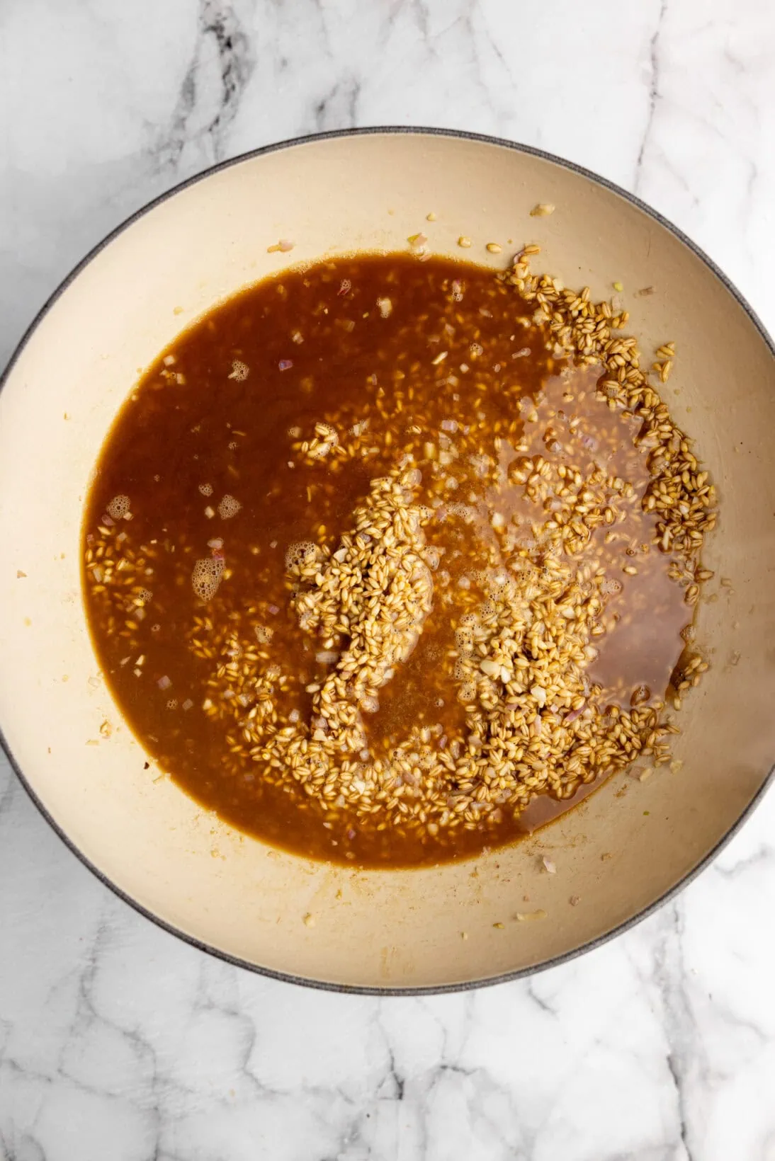 step by step: adding the broth slowly 