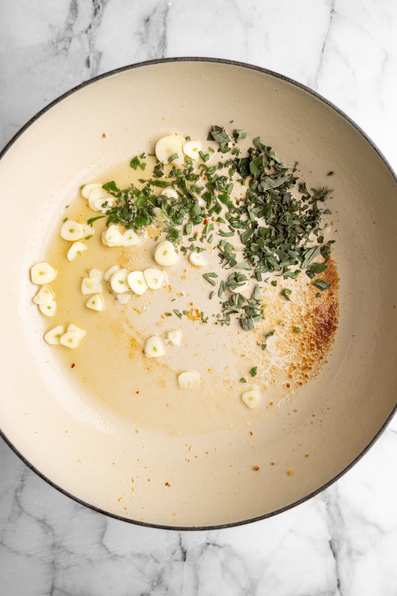 step by step: cooking the base of garlic and sage