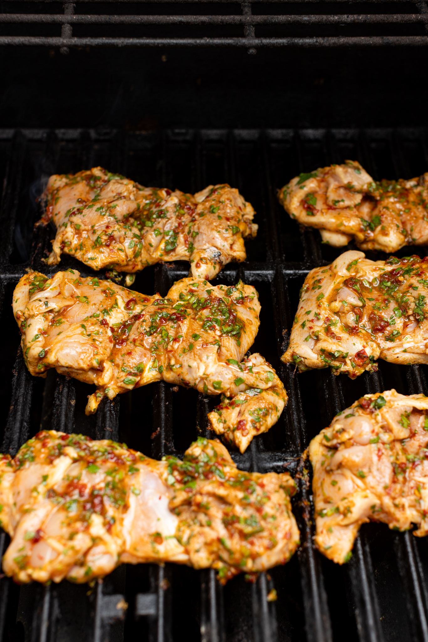 step by step: grilling the marinated thighs (raw)