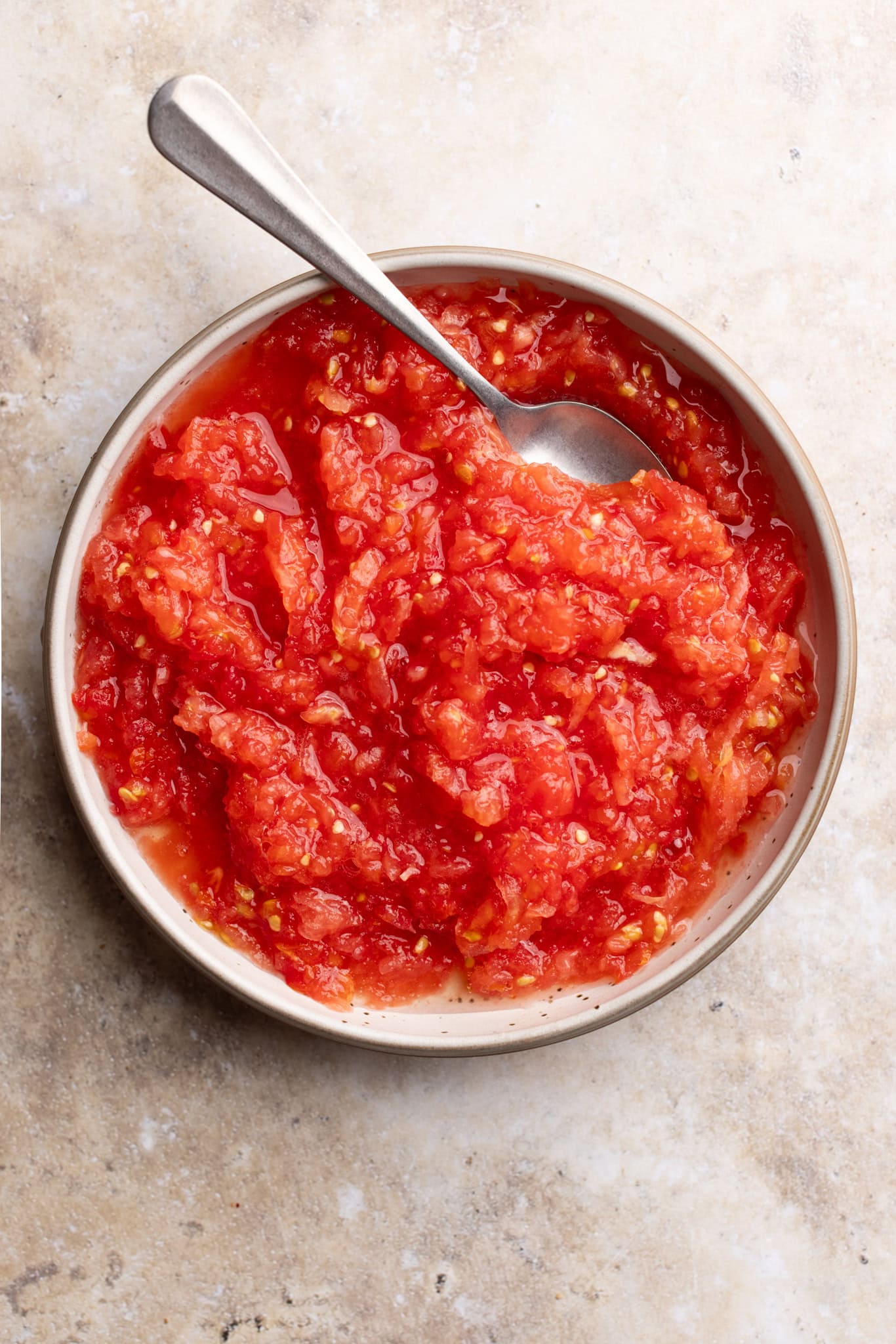 step by step: grated tomato